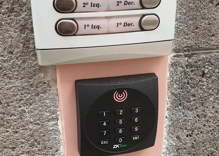 Rc Flats A 公寓 丰沙尔